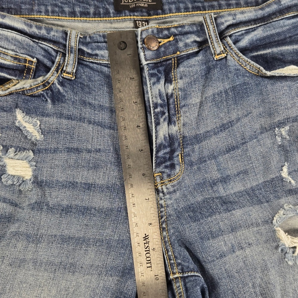 Judy Blue Boyfriend Jeans 13/31 Blue Distressed Ripped Streetwear‎ Denim Casual - Picture 3 of 12